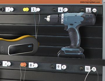 Bandejas e separadores para gerenciamento de equipamentos e/ou ferramentas Key Vigilant